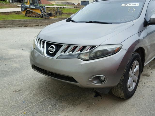 JN8AZ18U99W004568 - 2009 NISSAN MURANO S SILVER photo 9