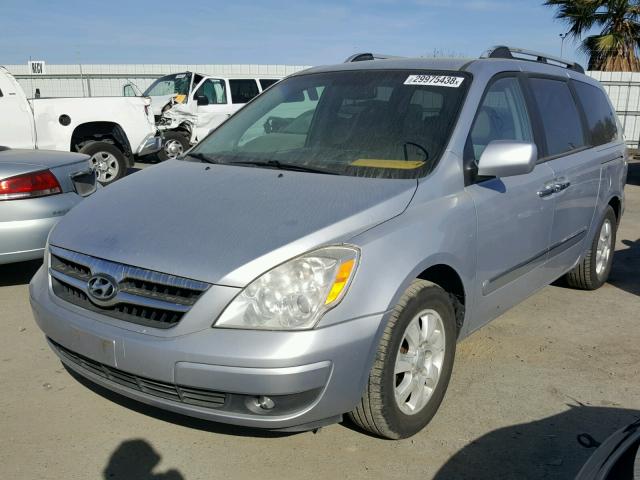 KNDMC233876016352 - 2007 HYUNDAI ENTOURAGE SILVER photo 2