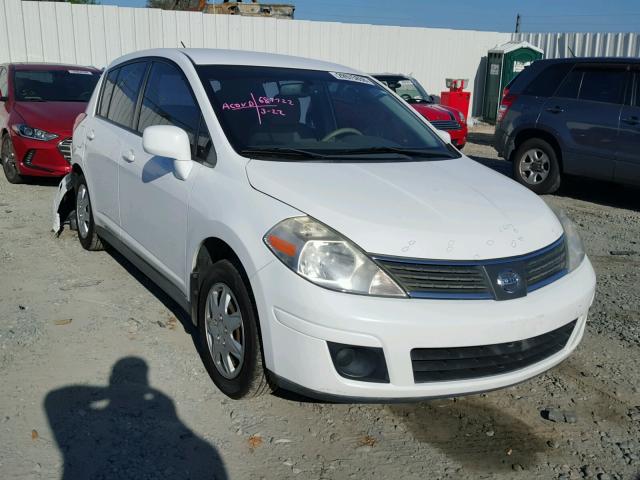 3N1BC13EX9L479916 - 2009 NISSAN VERSA S WHITE photo 1