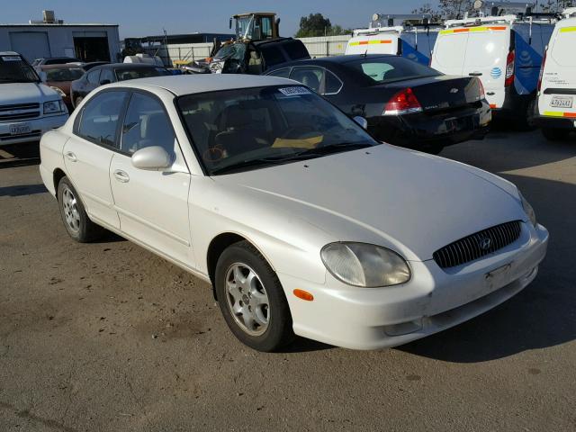 KMHWF35V41A480243 - 2001 HYUNDAI SONATA GLS WHITE photo 1