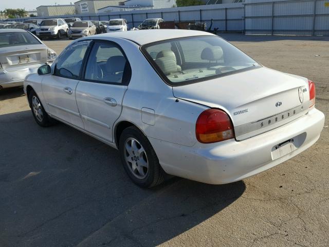 KMHWF35V41A480243 - 2001 HYUNDAI SONATA GLS WHITE photo 3