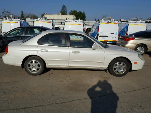 KMHWF35V41A480243 - 2001 HYUNDAI SONATA GLS WHITE photo 9