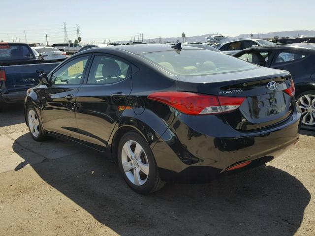 5NPDH4AEXDH253752 - 2013 HYUNDAI ELANTRA GL BLACK photo 3