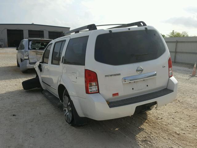 5N1BR18A78C614874 - 2008 NISSAN PATHFINDER WHITE photo 3