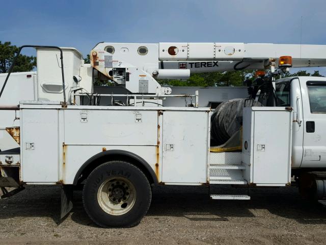 3FRXF75H77V505347 - 2007 FORD F750 SUPER WHITE photo 6