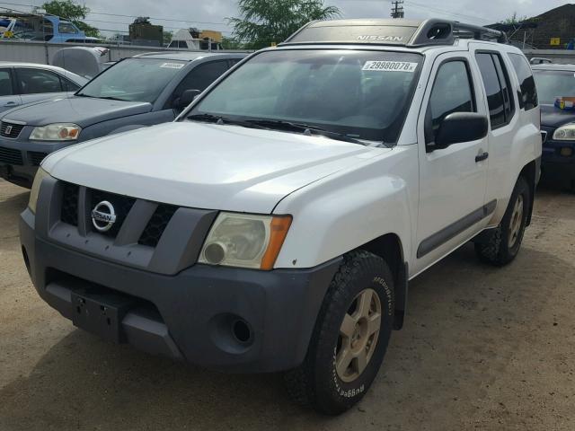 5N1AN08U96C534646 - 2006 NISSAN XTERRA OFF WHITE photo 2