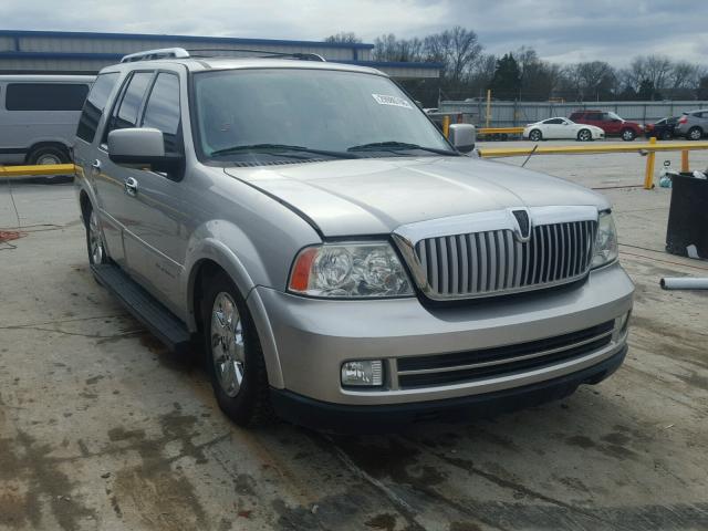5LMFU27506LJ29223 - 2006 LINCOLN NAVIGATOR ვერცხლისფერი ფოტო 1
