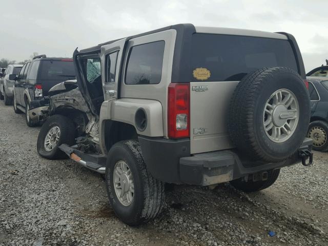 5GTDN13E778235466 - 2007 HUMMER H3 SILVER photo 3