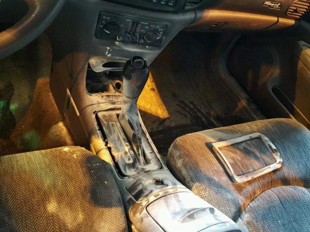 2G4WB52K511283335 - 2001 BUICK REGAL LS 银色 照片 9