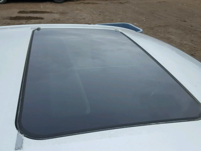 WBAEW53425PN37643 - 2005 BMW 330 XI SILVER photo 9