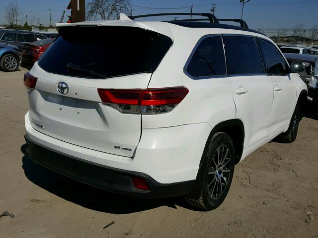 5TDJZRFH1HS519661 - 2017 TOYOTA HIGHLANDER WHITE photo 4