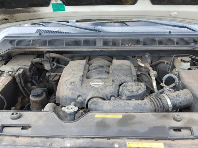 1N6AA06AX5N556275 - 2005 NISSAN TITAN XE WHITE photo 7