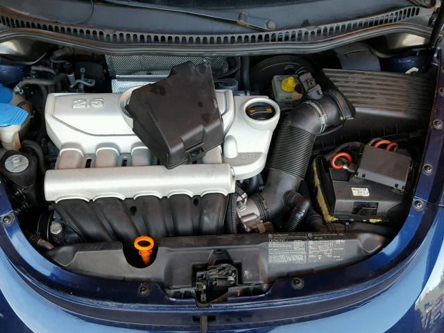 3VWSF31Y76M332176 - 2006 VOLKSWAGEN NEW BEETLE 蓝色 照片 7