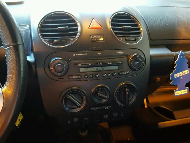 3VWSF31Y76M332176 - 2006 VOLKSWAGEN NEW BEETLE 蓝色 照片 9