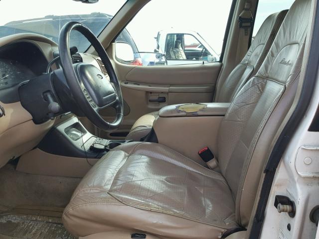 1FMZU32P8WZC00194 - 1998 FORD EXPLORER WHITE photo 5