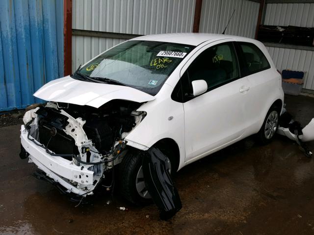 JTDJT923775104781 - 2007 TOYOTA YARIS WHITE photo 2