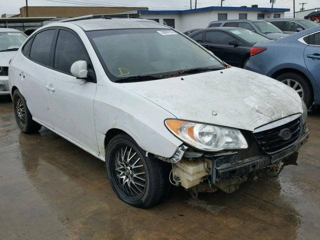 KMHDU4AD4AU852761 - 2010 HYUNDAI ELANTRA BL WHITE photo 1