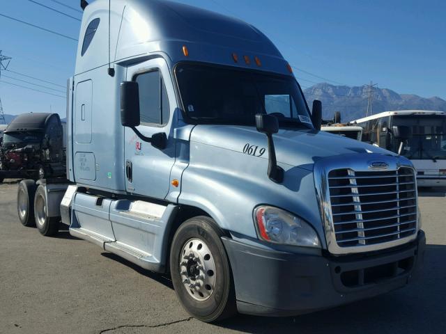 1FUJGLCK78LAA7379 - 2008 FREIGHTLINER CASCADIA 1 BLUE photo 1