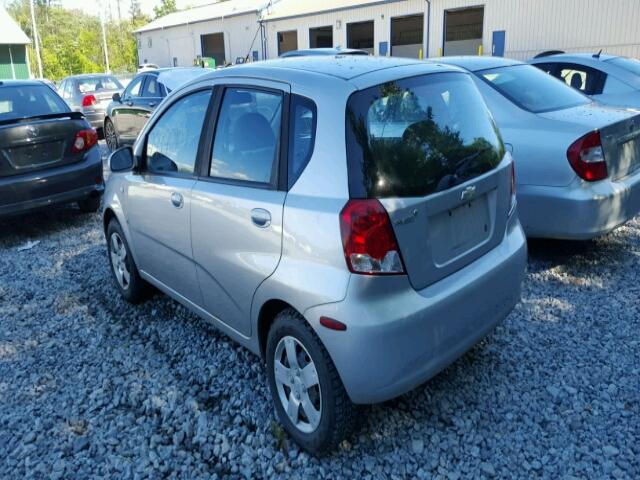 KL1TD66617B788115 - 2007 CHEVROLET AVEO BASE SILVER photo 3