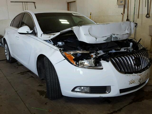 2G4GR5EK4C9142515 - 2012 BUICK REGAL WHITE photo 1