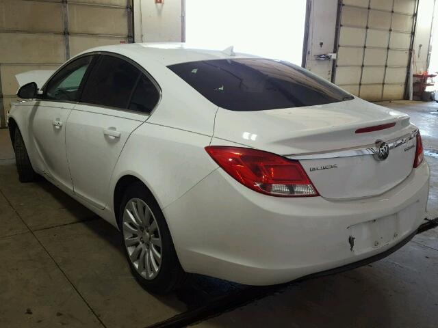 2G4GR5EK4C9142515 - 2012 BUICK REGAL WHITE photo 3
