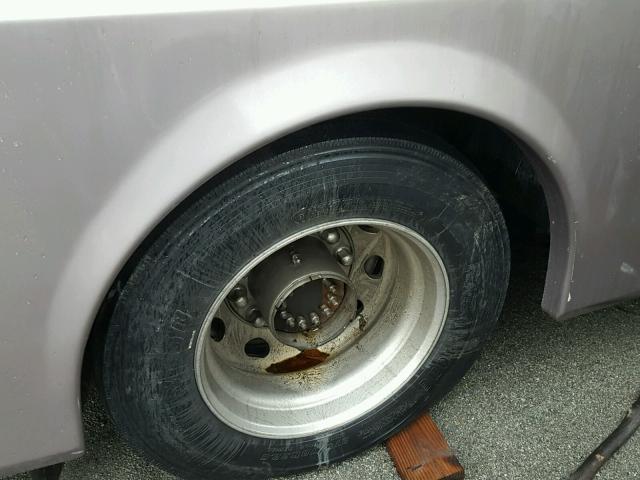 1RF22464022017501 - 2002 ROADMASTER RAIL RAISED RAI WHITE photo 10