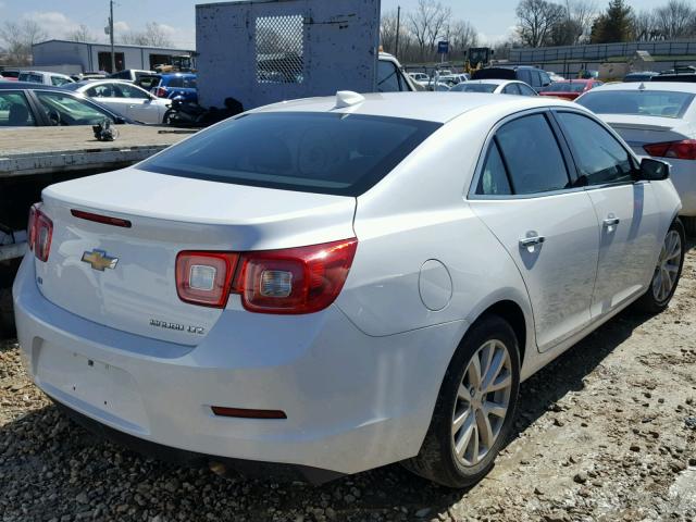 1G11E5SAXGU157703 - 2016 CHEVROLET MALIBU LIM WHITE photo 4