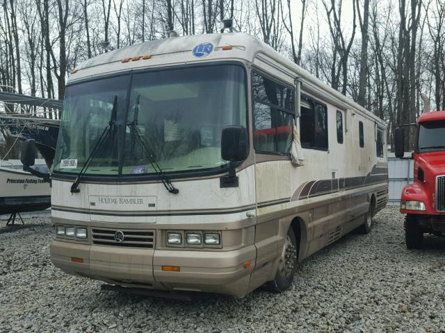 4S7NT9K05RC014890 - 1994 SPARTAN MOTORS MOTORHOME WHITE photo 2