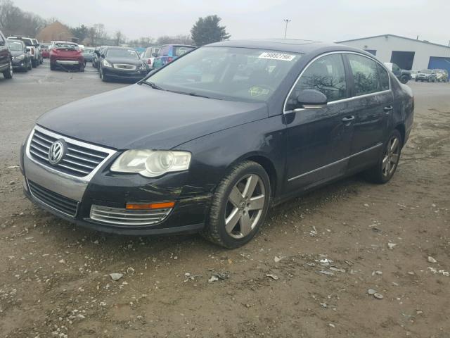 WVWAK73CX8P053336 - 2008 VOLKSWAGEN PASSAT KOM BLACK photo 2