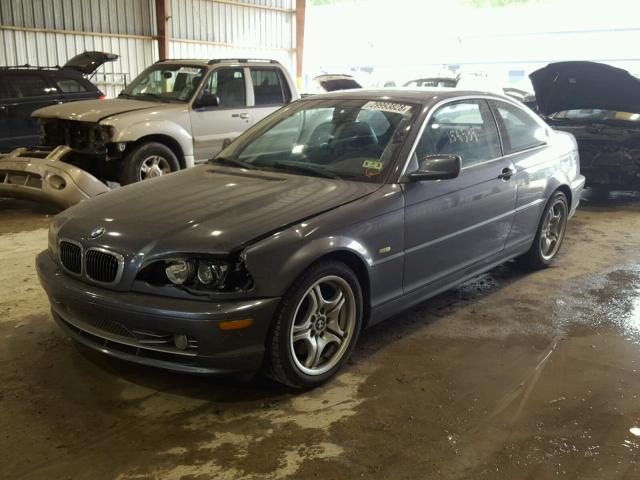 WBABN53442JU28525 - 2002 BMW 330 CI BLUE photo 2