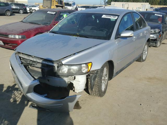 YV1MS382752052797 - 2005 VOLVO S40 2.4I SILVER photo 2