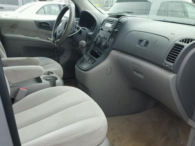 KNDMB233366060373 - 2006 KIA SEDONA EX SILVER photo 5