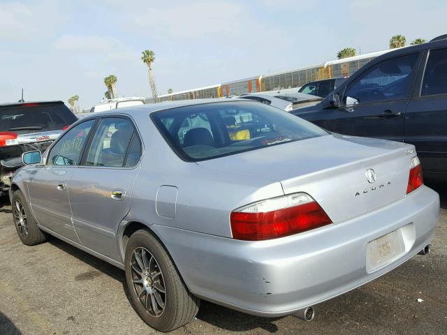 19UUA56693A065002 - 2003 ACURA 3.2TL SILVER photo 3