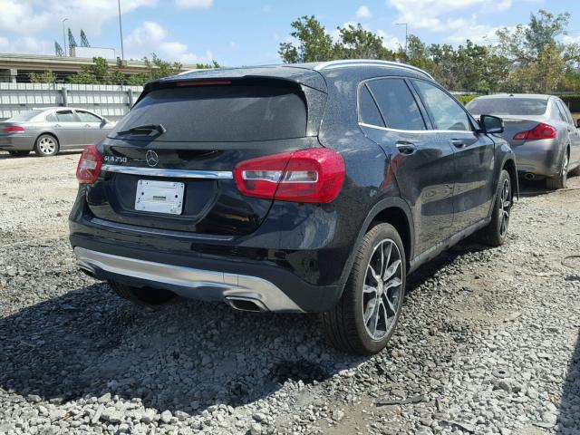 WDCTG4EB3GJ217681 - 2016 MERCEDES-BENZ GLA 250 BLACK photo 4