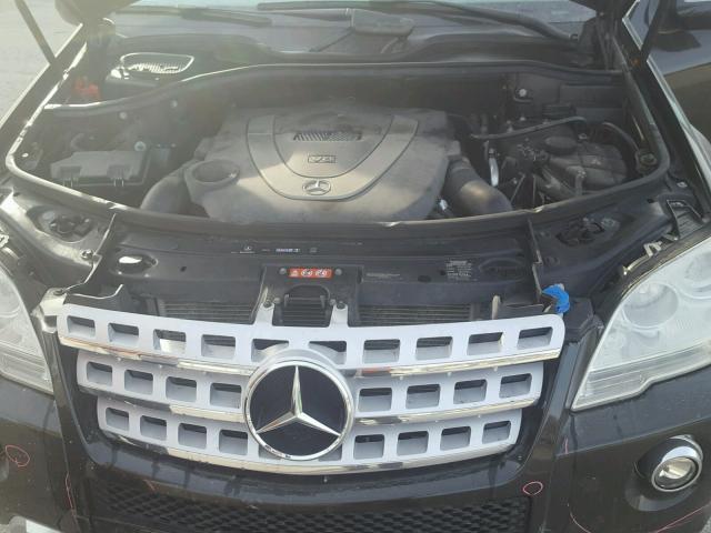 4JGBB72E09A450822 - 2009 MERCEDES-BENZ ML 550 BLACK photo 7