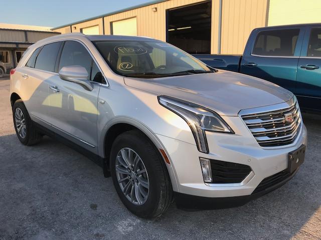 1GYKNBRS4HZ160989 - 2017 CADILLAC XT5 LUXURY SILVER photo 1