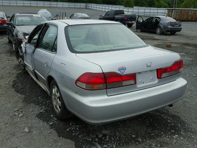 1HGCG66842A105826 - 2002 HONDA ACCORD EX SILVER photo 3