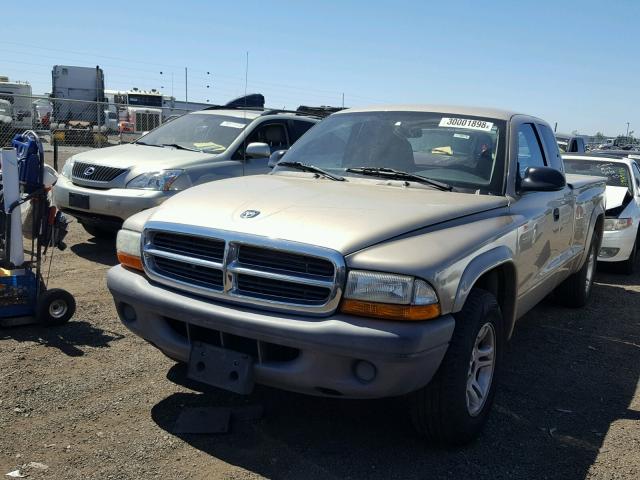 1D7GL12KX4S518725 - 2004 DODGE DAKOTA SXT TAN photo 2