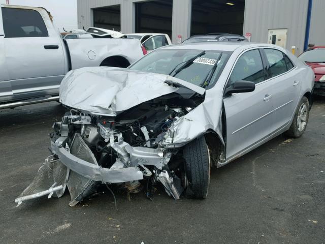 1G11A5SL9FF257761 - 2015 CHEVROLET MALIBU LS 银色 照片 2