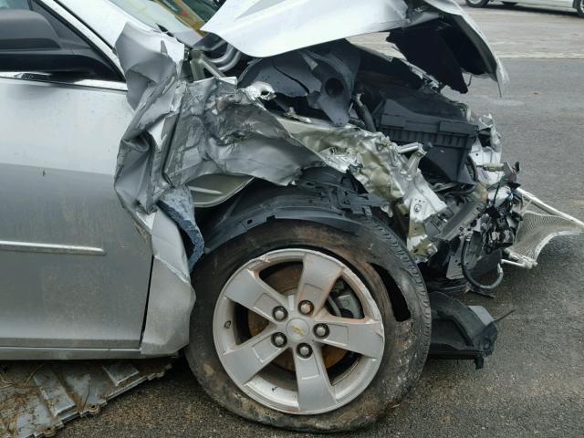 1G11A5SL9FF257761 - 2015 CHEVROLET MALIBU LS 银色 照片 9