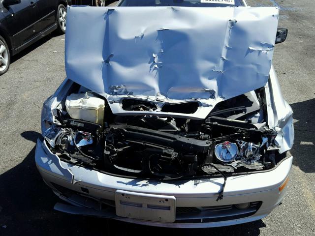 WBABS53421JU82624 - 2001 BMW 330 CI SILVER photo 7