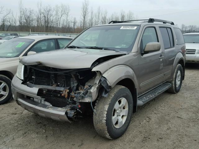 5N1AR18W16C664433 - 2006 NISSAN PATHFINDER GRAY photo 2