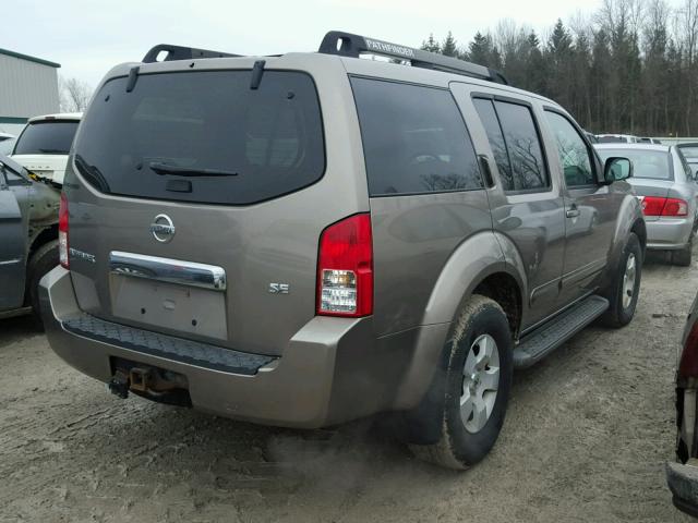 5N1AR18W16C664433 - 2006 NISSAN PATHFINDER GRAY photo 4