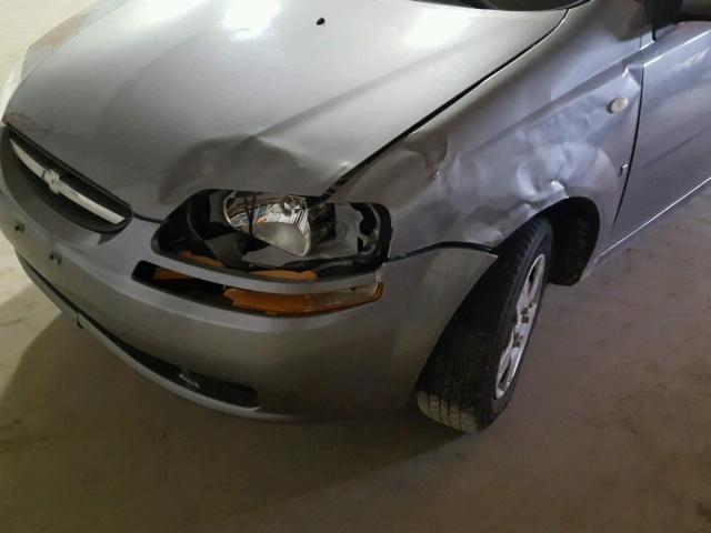 KL1TD66668B243223 - 2008 CHEVROLET AVEO BASE Szary zdjęcie 9