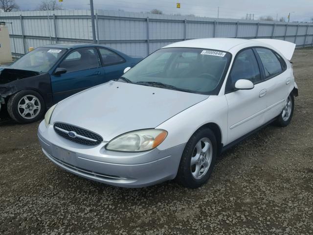 1FAFP55U92G174230 - 2002 FORD TAURUS SES WHITE photo 2