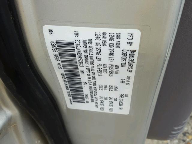 2C4GJ44R3YR773073 - 2000 CHRYSLER GRAND VOYA Gümüş foto 10