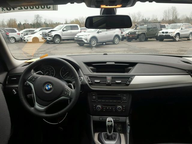 WBAVL1C5XEVY16828 - 2014 BMW X1 XDRIVE2 WHITE photo 9
