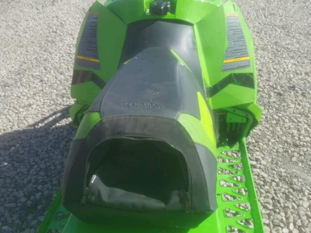 4UF17SNW0HT116892 - 2017 ARCTIC CAT SNOWMOBILE მწვანე ფოტო 5