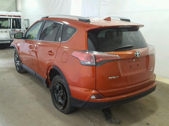 2T3BFREVXGW457386 - 2016 TOYOTA RAV4 LE ORANGE photo 3