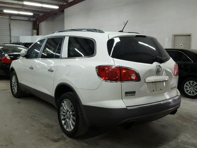 5GALRAED7AJ228322 - 2010 BUICK ENCLAVE CX WHITE photo 3